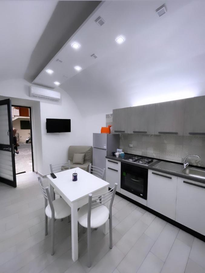 Antonio'S House Apartment Napoli Exterior foto