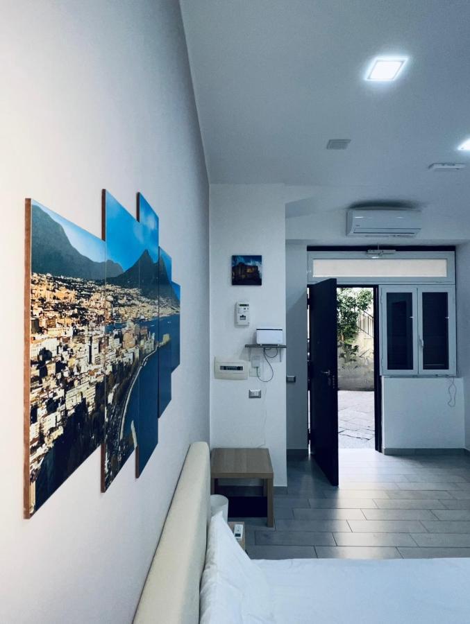 Antonio'S House Apartment Napoli Exterior foto